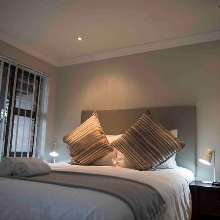 Palmwood Guesthouse Amanzimtoti Exteriör bild