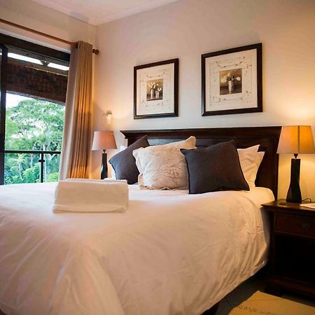 Palmwood Guesthouse Amanzimtoti Exteriör bild