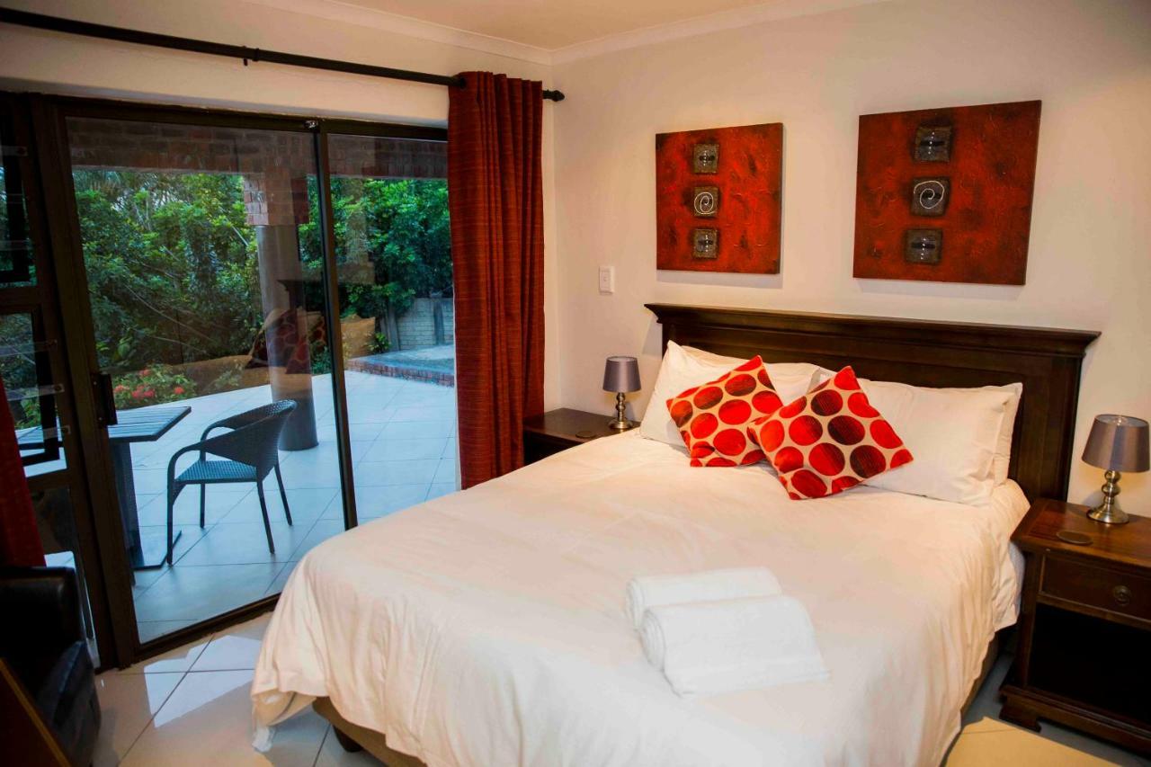 Palmwood Guesthouse Amanzimtoti Exteriör bild